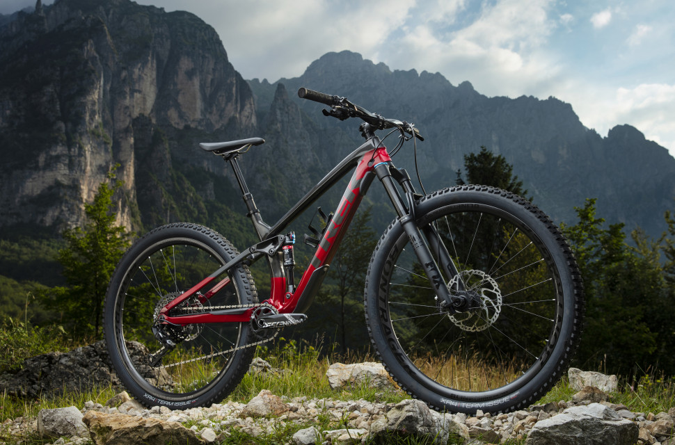 Trek fuel ex 5 online vs giant trance 3